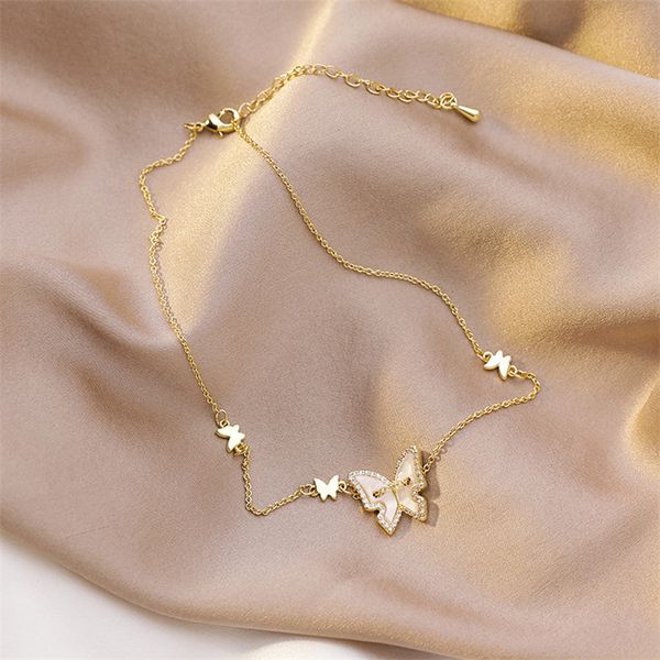 2020 fashion ladies link chain gold butterfly necklaces for women street style chunky chain animal butterfly necklaces pendant, Golden;silver
2020 fashion ladies link chain gold butterfly necklaces for women street style chunky chain animal butterfly necklaces pendant, Golden;silver