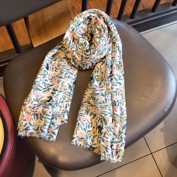 scarves women pastel floral scarf 2021 girls print cape shawl summer green flower beach, Blue;gray
scarves women pastel floral scarf 2021 girls print cape shawl summer green flower beach, Blue;gray