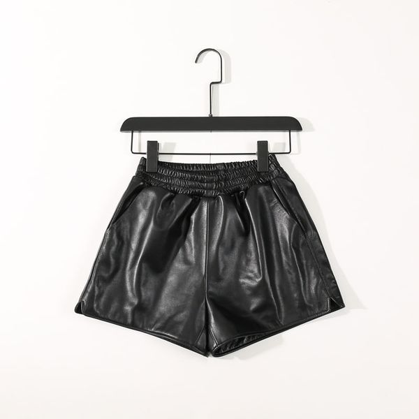 2020 spring new leather elastic caist shorts women sheepskin thin korean wide-leg shorts loose leather fashion tide, White;black
2020 spring new leather elastic caist shorts women sheepskin thin korean wide-leg shorts loose leather fashion tide, White;black
