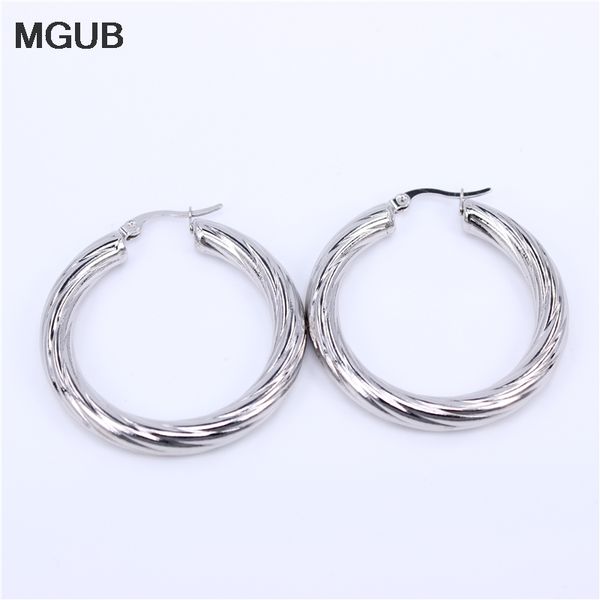 hoop & huggie 30-50mm size selection gold color stainless steel hollow earrings lightweight women cute lh391, Golden;silver
hoop & huggie 30-50mm size selection gold color stainless steel hollow earrings lightweight women cute lh391, Golden;silver