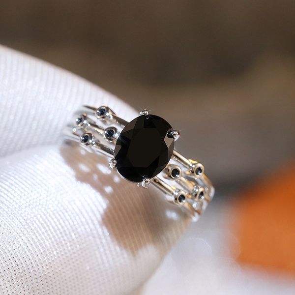 wedding rings exquisite for women jewelry cubic zirconia ring fashion ladies inlaid large crystal engagement gift, Slivery;golden
wedding rings exquisite for women jewelry cubic zirconia ring fashion ladies inlaid large crystal engagement gift, Slivery;golden
