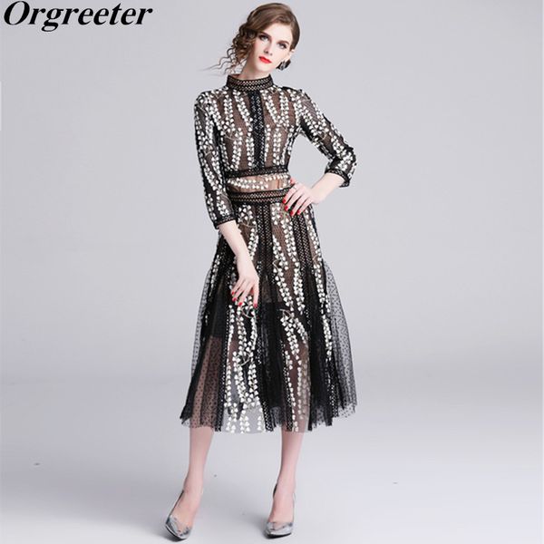 casual dresses luxury gold embroidery party dress women's 3/4 sleeve black tulle gauze lace patchwork see though leafs, Black;gray
casual dresses luxury gold embroidery party dress women's 3/4 sleeve black tulle gauze lace patchwork see though leafs, Black;gray
