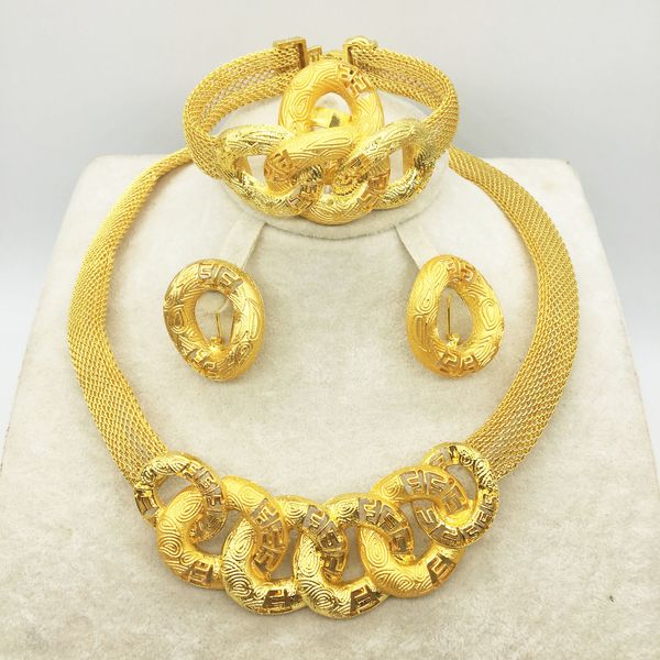 2019 bridal gift nigerian wedding african beads jewelry set brand woman fashion dubai gold color jewelry set wholesale design, Golden;white
2019 bridal gift nigerian wedding african beads jewelry set brand woman fashion dubai gold color jewelry set wholesale design, Golden;white