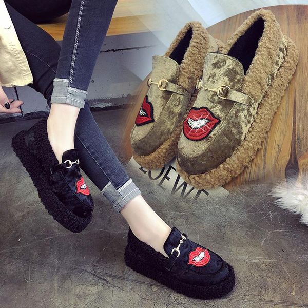 red lips cotton shoes 2020 new autumn winter women warm short boots fashion female plush thicken warm shoes student flat boots, Black
red lips cotton shoes 2020 new autumn winter women warm short boots fashion female plush thicken warm shoes student flat boots, Black