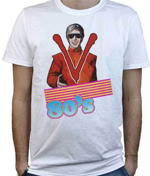t-shirt visitors, maglietta disegno anni 80 serie tv vintage, fantascienza w cotton tee shirt style round
t-shirt visitors, maglietta disegno anni 80 serie tv vintage, fantascienza w cotton tee shirt style round