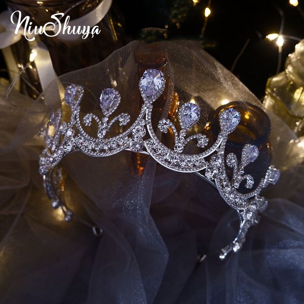 niushuya luxury cubic zircon crown bridal tiara diadem rhinestone pageant wedding hair accessories bride headpieces for women, Golden;silver
niushuya luxury cubic zircon crown bridal tiara diadem rhinestone pageant wedding hair accessories bride headpieces for women, Golden;silver