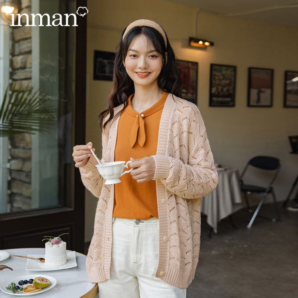 inman 2020 autumn new arrival literary v-neck single-breasted jacquard knit loose fitting warm cardigan sweater, White
inman 2020 autumn new arrival literary v-neck single-breasted jacquard knit loose fitting warm cardigan sweater, White