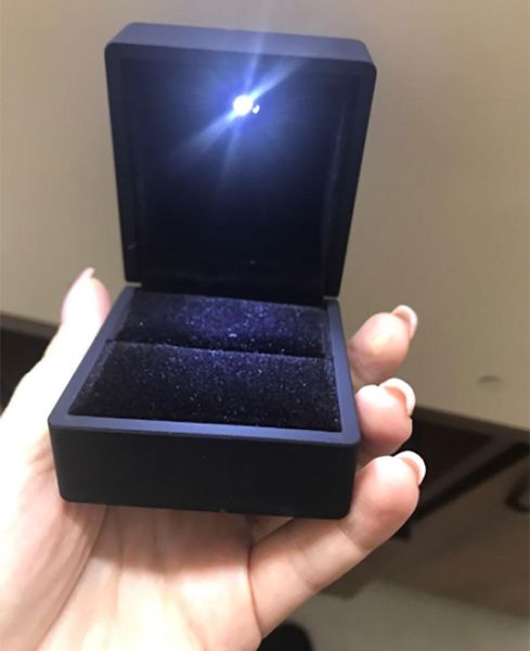 led lighted gift box earring ring wedding black jewelry display packaging11, Black;white