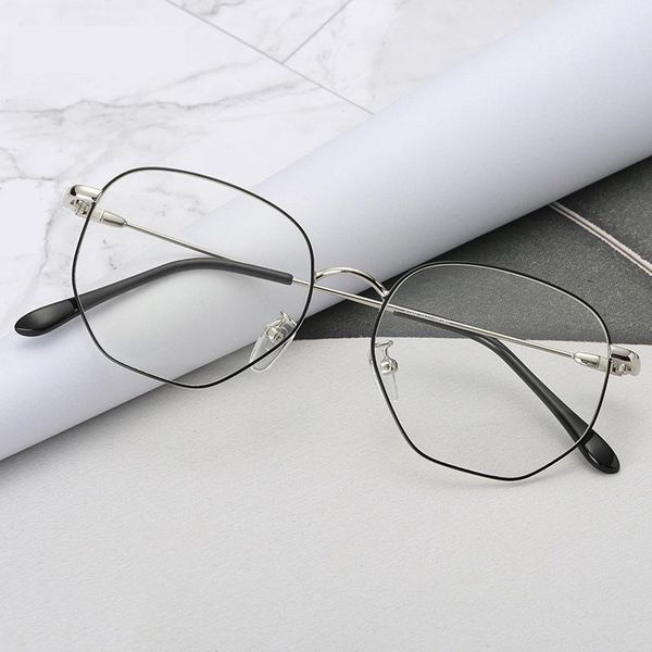 glasses anti-blue light flat mirror polygon man and woman fashion retro glasses frame metal frame myopia, White;black
glasses anti-blue light flat mirror polygon man and woman fashion retro glasses frame metal frame myopia, White;black