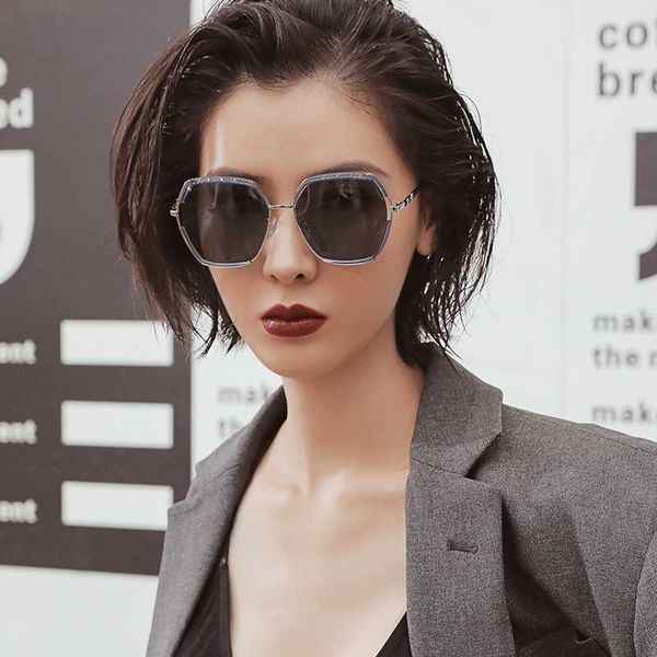 roupai sunglasses women 2020 polarized fashion brand designer uv400 driving summer shades for women sun glasses female classic, White;black
roupai sunglasses women 2020 polarized fashion brand designer uv400 driving summer shades for women sun glasses female classic, White;black