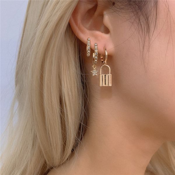 3pcs/set shiny crystal star lock earrings for female 2020 trendy tiny charm earrrings set party jewelry gift, Golden;silver
3pcs/set shiny crystal star lock earrings for female 2020 trendy tiny charm earrrings set party jewelry gift, Golden;silver