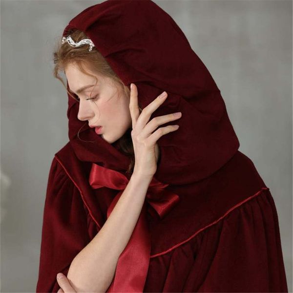 burgundy wedding jacket wraps fsahionable warm winter velvet hood capes halloween costumes for women men cosplay bridal cloaks, White
burgundy wedding jacket wraps fsahionable warm winter velvet hood capes halloween costumes for women men cosplay bridal cloaks, White