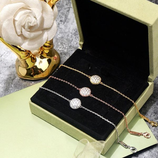 2019 New New Fashion Cubic Zircon Round Bracelet for Woman Designer Fashion Brand Designer Jewelry for Women with Box
2019 New New Fashion Cubic Zircon Round Bracelet for Woman Designer Fashion Brand Designer Jewelry for Women with Box