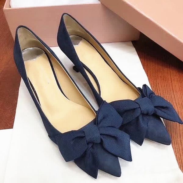 spring 2020 new mid-heeled shoes satin bow pointed toe stiletto heels all-match fashion european and american french girl shoes, Black
spring 2020 new mid-heeled shoes satin bow pointed toe stiletto heels all-match fashion european and american french girl shoes, Black