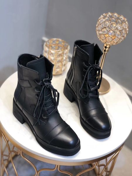 2020 autumn and winter martin boots net red european and american style flat leather short boots fashion motorcycle boots in the, Black
2020 autumn and winter martin boots net red european and american style flat leather short boots fashion motorcycle boots in the, Black