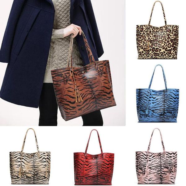 fashion women leather tassel hasp tiger pattern shoulder bag hand bag tote women's leather handbags luxury lady hand bags
fashion women leather tassel hasp tiger pattern shoulder bag hand bag tote women's leather handbags luxury lady hand bags