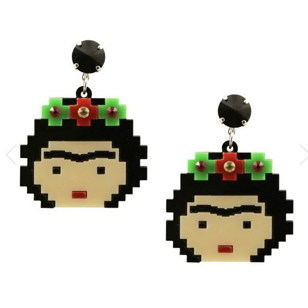 2020 new popular cool cartoon earrings character crystal humen face harajuku acrylic earrings for women jewelry pendientes mujer, Silver
2020 new popular cool cartoon earrings character crystal humen face harajuku acrylic earrings for women jewelry pendientes mujer, Silver
