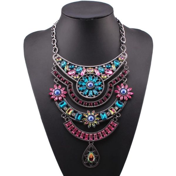 2020 alloy metal fashionable new design boho necklace for girls alloy chains crystal flower charm statement pendant necklaces, Silver
2020 alloy metal fashionable new design boho necklace for girls alloy chains crystal flower charm statement pendant necklaces, Silver