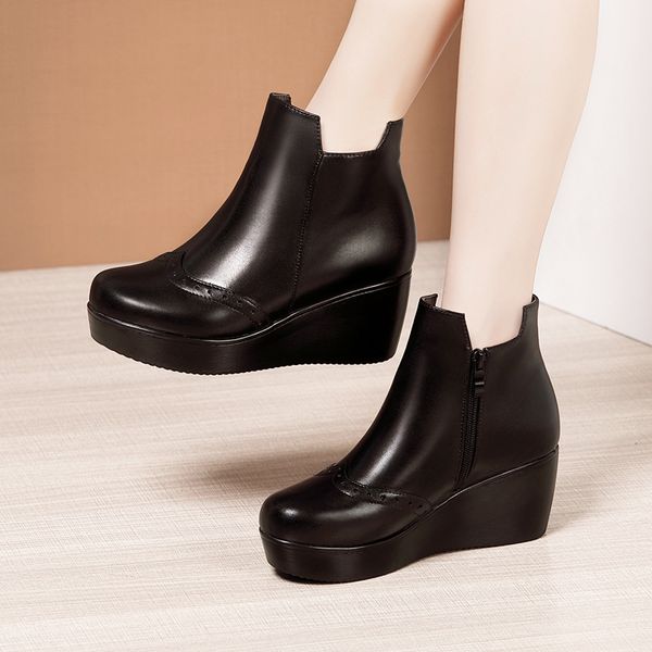mid heel ankle boots women winter 2020 new wedge heel thick bottom platform round head large size 32 to 43 plush short boots, Black
mid heel ankle boots women winter 2020 new wedge heel thick bottom platform round head large size 32 to 43 plush short boots, Black