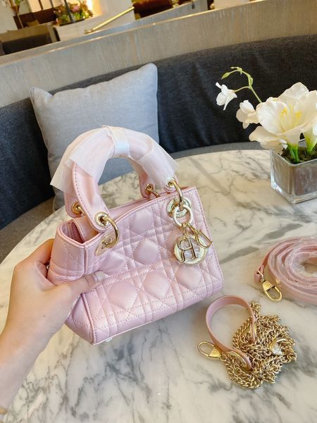 Designer beach bags for women handbags women bags hot Sale the new listing fashion Free shipping favourite handsome Party UP4F
Designer beach bags for women handbags women bags hot Sale the new listing fashion Free shipping favourite handsome Party UP4F
