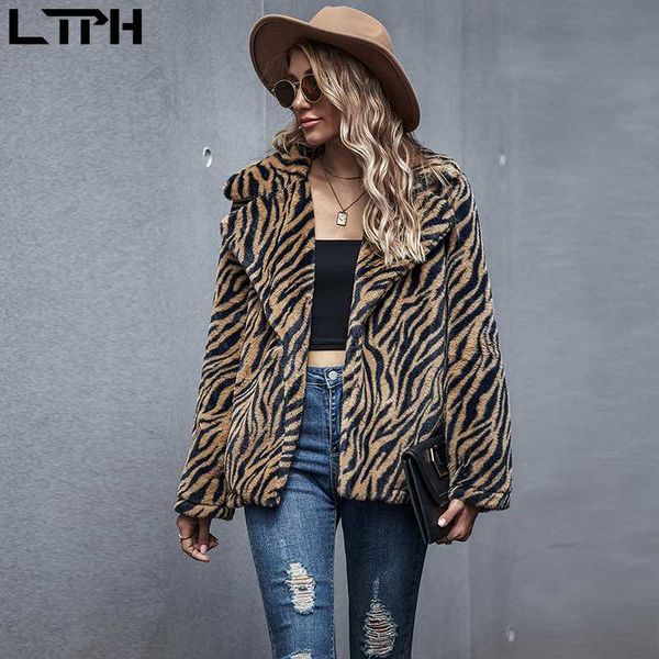 ltph2020 autumn winter new arrival tiger pattern print woman jacket lapel full sleeve open stitch slim shorthair casual fur coat, Black
ltph2020 autumn winter new arrival tiger pattern print woman jacket lapel full sleeve open stitch slim shorthair casual fur coat, Black