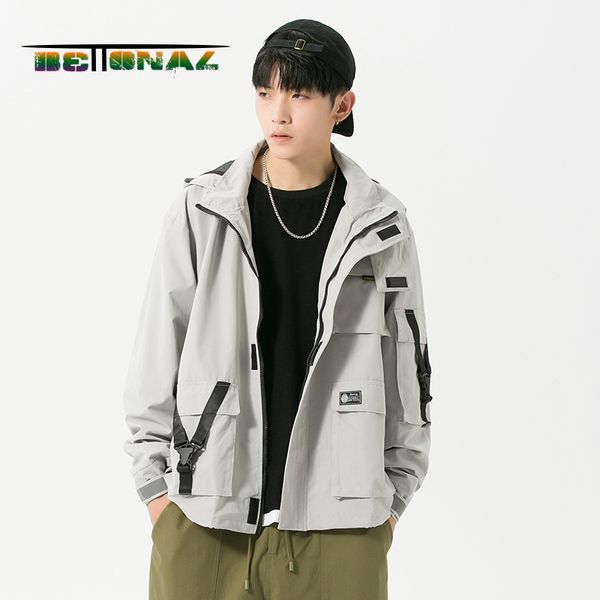 2020 hoodies multiple pockets loose hip hop jacket men coats streetwear youth clothes male autumn clothing korea japan windproof, Black;brown
2020 hoodies multiple pockets loose hip hop jacket men coats streetwear youth clothes male autumn clothing korea japan windproof, Black;brown