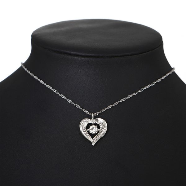 love heart diamond pendant necklaces fashion s925 silver chain alloy jewelry for women men
love heart diamond pendant necklaces fashion s925 silver chain alloy jewelry for women men