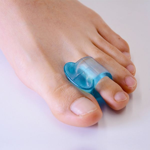 blue soft silicone gel toe separator hallux valgus bunion spacers thumb corrector foot care tool 0123
blue soft silicone gel toe separator hallux valgus bunion spacers thumb corrector foot care tool 0123