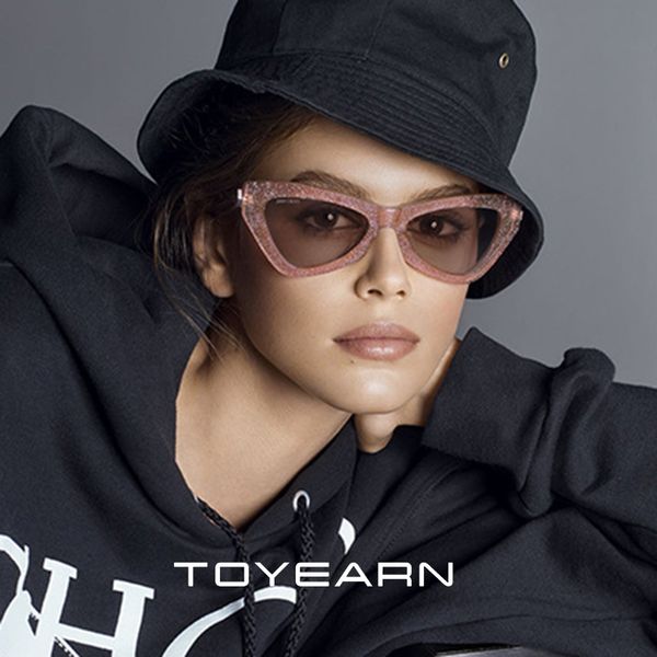 2020 new designer fashion lady cat eye sunglasses women vintage gradient sun glasses for female uv400, White;black
2020 new designer fashion lady cat eye sunglasses women vintage gradient sun glasses for female uv400, White;black