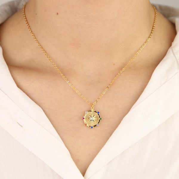 chains 2021 rainbow cz paved round coin pendant engraved starburst sparking gold filled necklace for women, Silver
chains 2021 rainbow cz paved round coin pendant engraved starburst sparking gold filled necklace for women, Silver