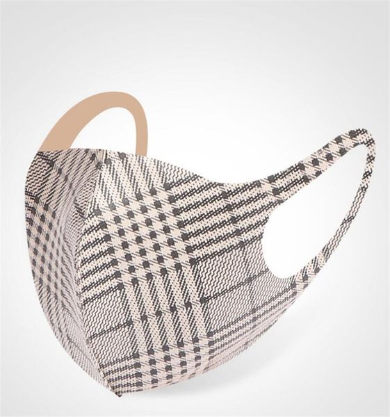 adults fashion face mask mens women suede plaid masks ins washable designers face masks breathable protective facemasks mouth-muffle cz92102, Black;white
adults fashion face mask mens women suede plaid masks ins washable designers face masks breathable protective facemasks mouth-muffle cz92102, Black;white