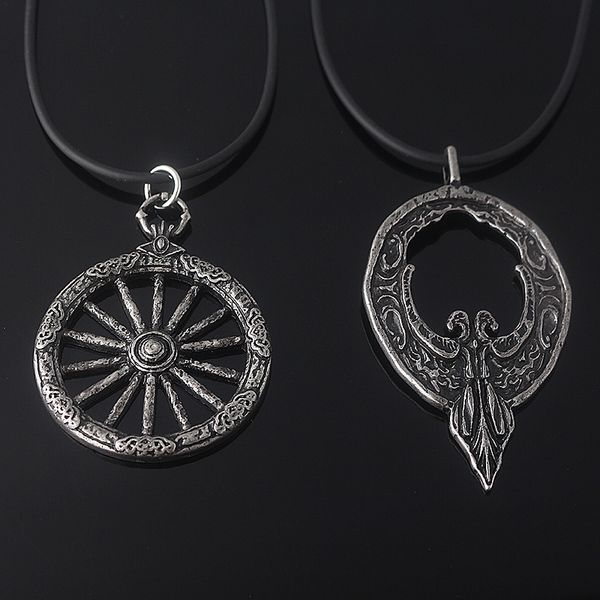 pendant necklaces games bloody necklace crow badge women men fashion retro cosplay jewelry accessories, Silver
pendant necklaces games bloody necklace crow badge women men fashion retro cosplay jewelry accessories, Silver