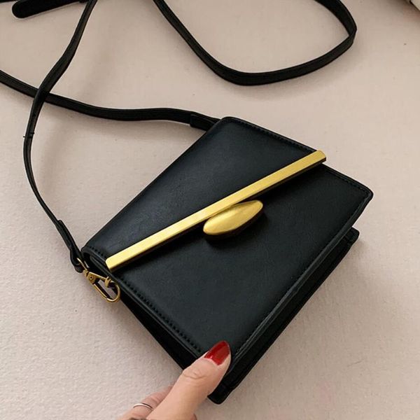 vintage fashion small square crossbody bag 2020 new pu leather women's designer handbag lock shoulder messenger bag
vintage fashion small square crossbody bag 2020 new pu leather women's designer handbag lock shoulder messenger bag