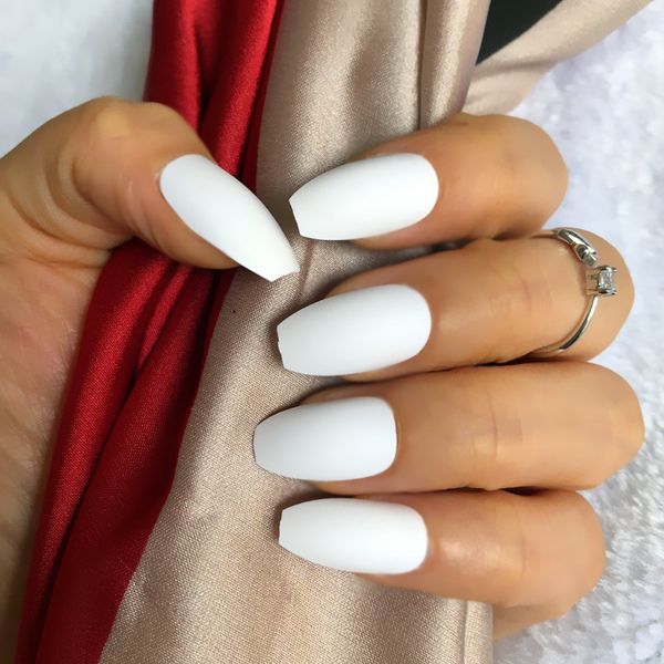 false nails long coffin glossy solid white acrylic fake natural clear glitter ballerina nail tips for extention 24pcs, Red;gold
false nails long coffin glossy solid white acrylic fake natural clear glitter ballerina nail tips for extention 24pcs, Red;gold