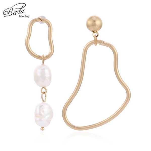 stud badu golden asymmetry earring for women white freshwater simulated pearl jewelry christmas party earrings fashion wholesale, Golden;silver
stud badu golden asymmetry earring for women white freshwater simulated pearl jewelry christmas party earrings fashion wholesale, Golden;silver