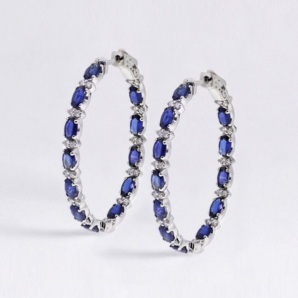 huitan new arrival fashion women hoop earring dazzling blue/white cubic zircon elegant female accessories gifts earrings jewelry, Golden;silver
huitan new arrival fashion women hoop earring dazzling blue/white cubic zircon elegant female accessories gifts earrings jewelry, Golden;silver