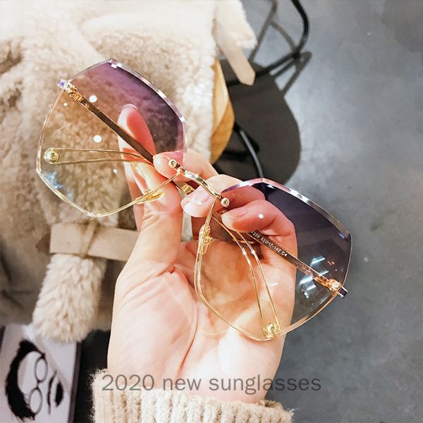 retro vintage women's sunglasses cat fashion rivet luxury designer female glasses 2020 sunglasses for female nx, White;black
retro vintage women's sunglasses cat fashion rivet luxury designer female glasses 2020 sunglasses for female nx, White;black
