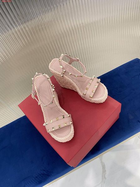 women wedge sandals fashion rivet high heels , summer party dress pumps femme platform studs sandals with box size 35-41, Black
women wedge sandals fashion rivet high heels , summer party dress pumps femme platform studs sandals with box size 35-41, Black