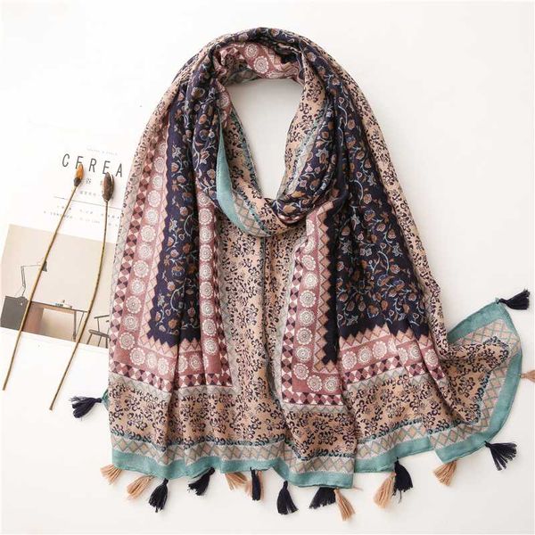 bohemian women shawl scarf large hijab scarf tassels wraps ladies neckerchief bandana foulard, Blue;gray
bohemian women shawl scarf large hijab scarf tassels wraps ladies neckerchief bandana foulard, Blue;gray