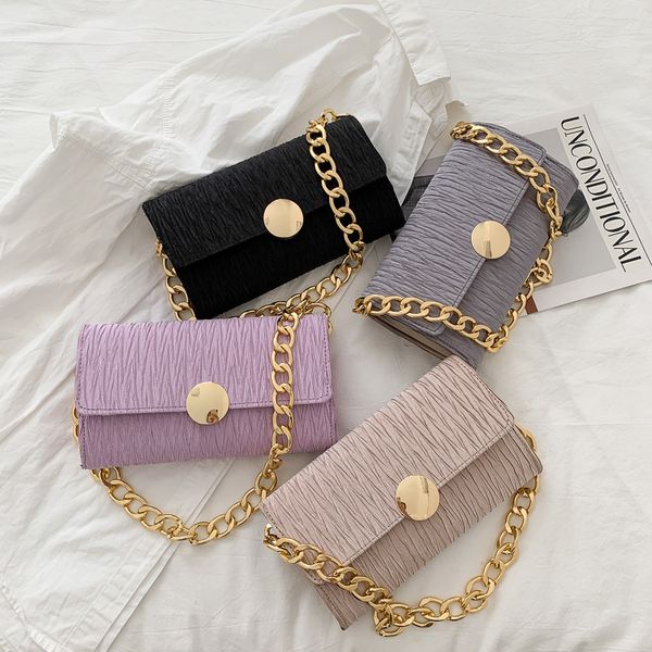 new chain small bag 2020 new texture retro spring and summer messenger bag female foreign wild shoulder
new chain small bag 2020 new texture retro spring and summer messenger bag female foreign wild shoulder