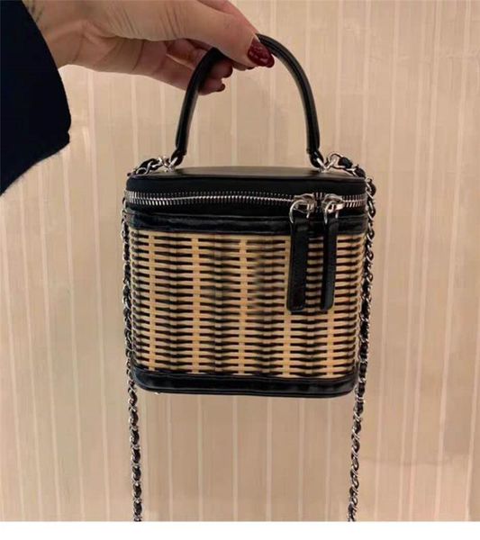 2020woven asian rattan bag womens small beach handbag summer retro straw bag chain cross body chain one shoulder ladies
2020woven asian rattan bag womens small beach handbag summer retro straw bag chain cross body chain one shoulder ladies