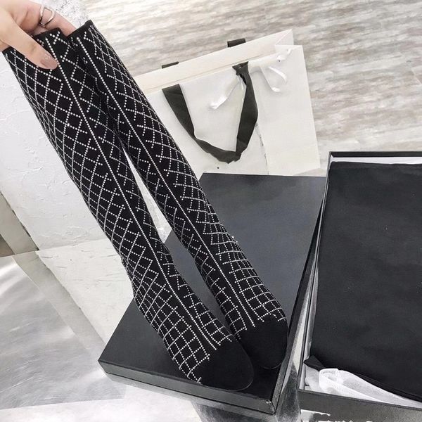 thigh boot 2020 new plaid pattern zipper thick high heel 3cm leather tip show thin, Black
thigh boot 2020 new plaid pattern zipper thick high heel 3cm leather tip show thin, Black