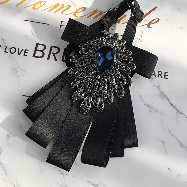 bow ties british style men's rhinestone bowtie luxury formal dress shirt collar decorative needle mens accessories 2021, Black;gray
bow ties british style men's rhinestone bowtie luxury formal dress shirt collar decorative needle mens accessories 2021, Black;gray