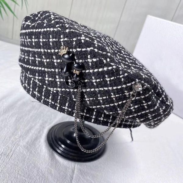 202009-samepu autumn cat crown water drill chain plaid lady beret hat women leisure painter hat, Blue;gray
202009-samepu autumn cat crown water drill chain plaid lady beret hat women leisure painter hat, Blue;gray
