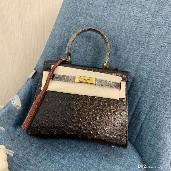 the designer designs highend quality classic fashion handheld shoulder back super practical distribution lock key random delivery scarf 20
the designer designs highend quality classic fashion handheld shoulder back super practical distribution lock key random delivery scarf 20