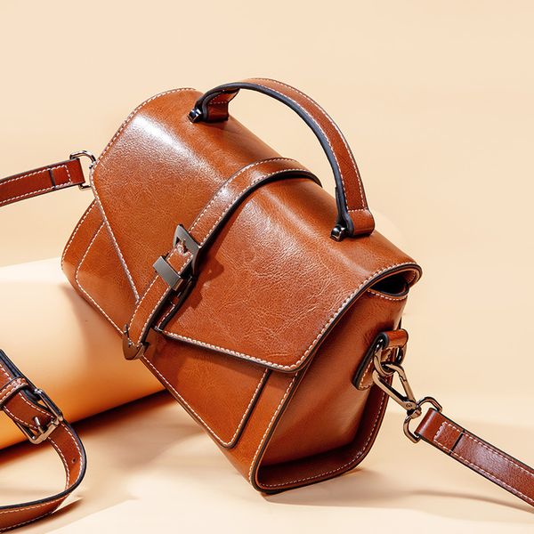 vintage split leather women handbag fashion flap women tote shoulder bag pillow female bags soft crossbody bag bolsos
vintage split leather women handbag fashion flap women tote shoulder bag pillow female bags soft crossbody bag bolsos