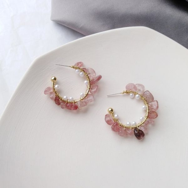 hoop & huggie sweet girl feeling ear ring irregular rock temperament earrings contracted c word pearl, Golden;silver
hoop & huggie sweet girl feeling ear ring irregular rock temperament earrings contracted c word pearl, Golden;silver