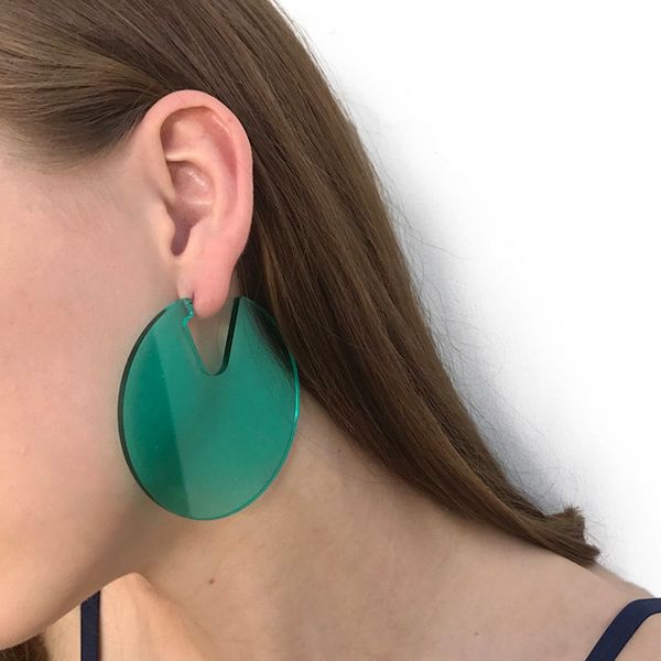 new fashion 8 colors cute open disc hoop earrings for girl lucency round acrylic earrings for women party e18101, Golden;silver
new fashion 8 colors cute open disc hoop earrings for girl lucency round acrylic earrings for women party e18101, Golden;silver
