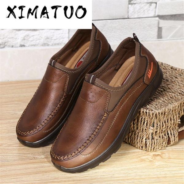 2020 new leather men's shoes non-slip thick-soled fashion men's casual shoes high-quality leather lok fu casual, Black
2020 new leather men's shoes non-slip thick-soled fashion men's casual shoes high-quality leather lok fu casual, Black
