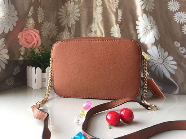 2019 new designer clutch women fashion designer small totes handbags gold chain backpacks purse wallet ing
2019 new designer clutch women fashion designer small totes handbags gold chain backpacks purse wallet ing